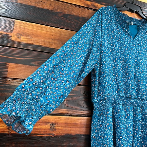 Long sleeve dress - Picture 2 of 5